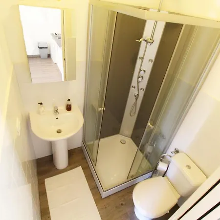 Studio 5Min Walk Monaco Casino, Bnb Ric'Keys Διαμέρισμα *